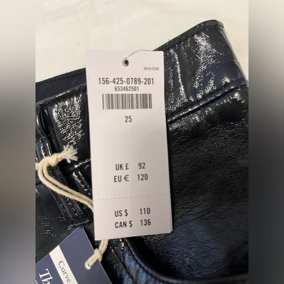 Abercrombie Curve Love ‘The 90s Straight Ultra High Rise’ Vegan Leather Pants - Picture 5 of 5